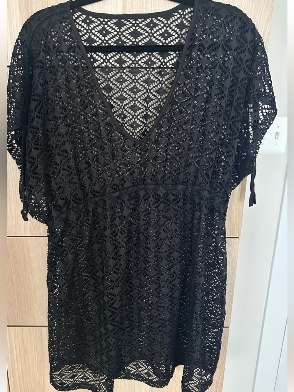 BACK CROCHET SWIM COVER-UP  SUPER STRETCHY ONE SIZE PLUS. LIKE NEW. SEXY
